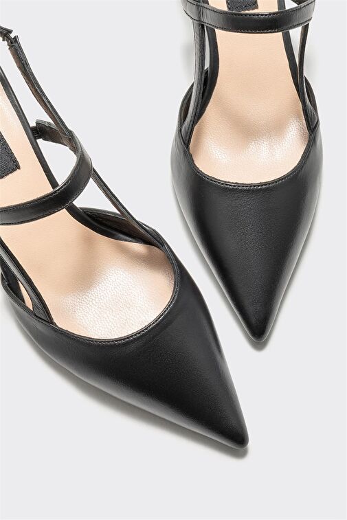 Siyah Deri Kadın Topuklu Ayakkabı - Görsel 4