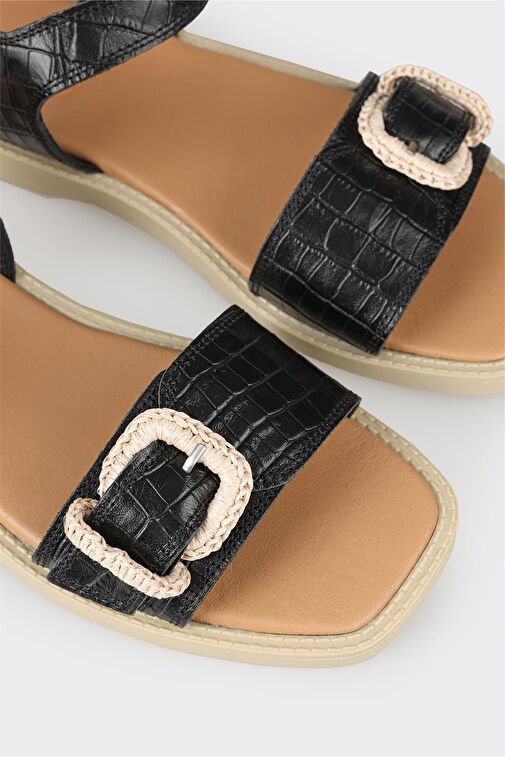 Siyah Deri Kadın Düz Sandalet - Görsel 6