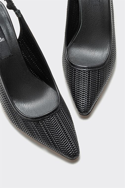 Siyah Deri Kadın Topuklu Ayakkabı - Görsel 4
