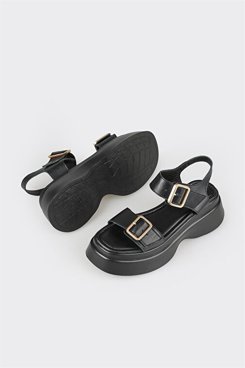 Siyah Deri Kadın Dolgu Topuk Sandalet - Görsel 4