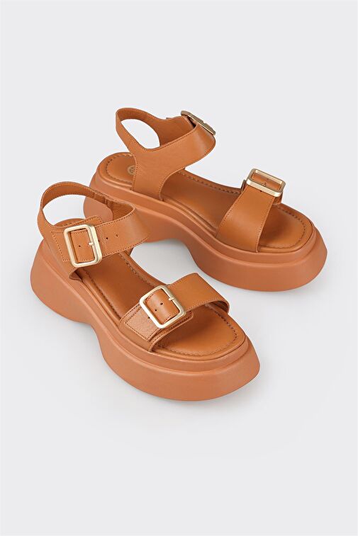 Taba Deri Kadın Dolgu Topuk Sandalet - Görsel 3