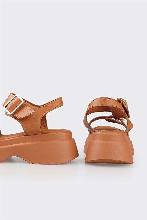 Taba Deri Kadın Dolgu Topuk Sandalet - Görsel 5