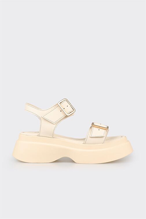 Bej Deri Kadın Dolgu Topuk Sandalet - Görsel 2