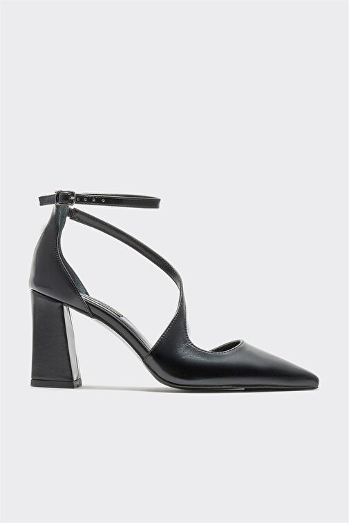 Siyah Kadın Topuklu Ayakkabı - Görsel 2