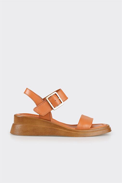 Taba Deri Kadın Dolgu Topuk Sandalet - Görsel 2