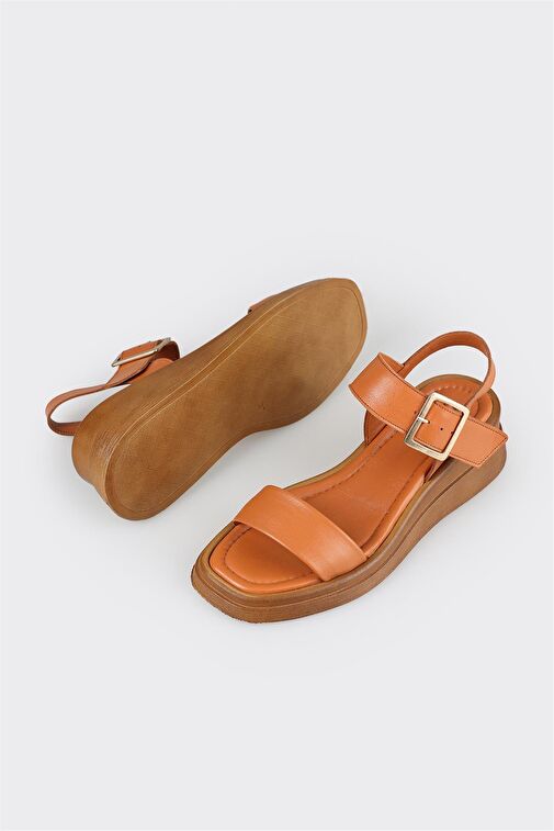 Taba Deri Kadın Dolgu Topuk Sandalet - Görsel 4