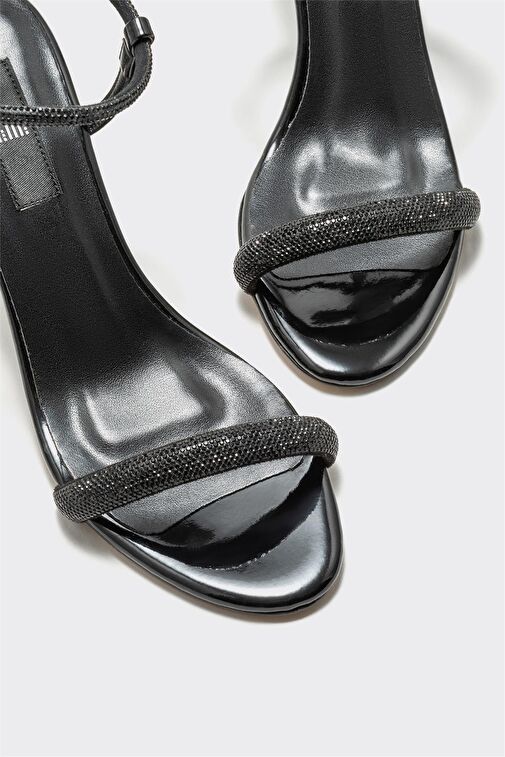 Siyah Kadın Topuklu Sandalet - Görsel 4