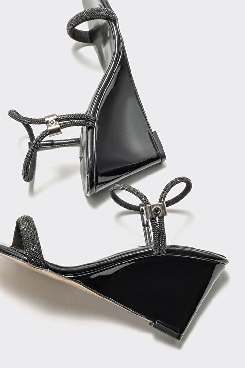 Siyah Kadın Topuklu Sandalet - Görsel 5