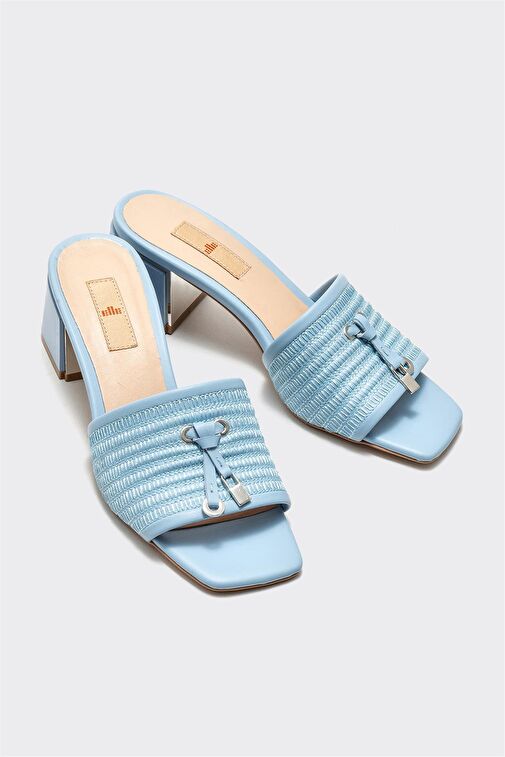 Mavi Deri Kadın Topuklu Terlik - Görsel 3