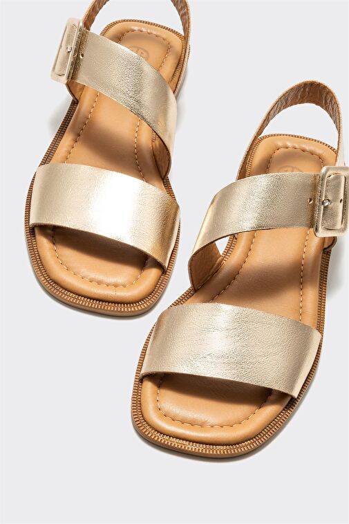 Gold Deri Kadın Düz Sandalet - Görsel 4