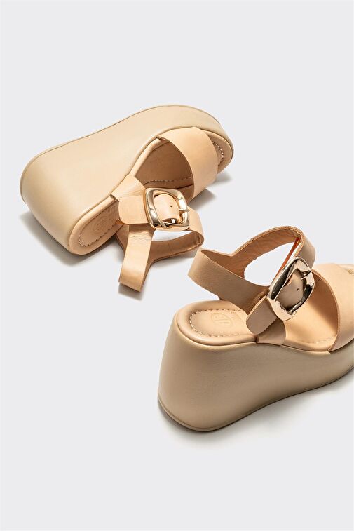 Naturel Deri Kadın Dolgu Topuk Sandalet - Görsel 5