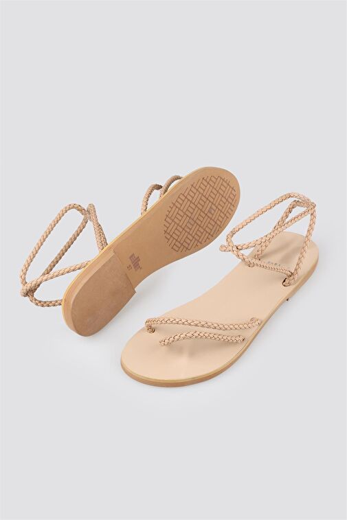 Bej Kadın Parmak Arası Sandalet - Görsel 4