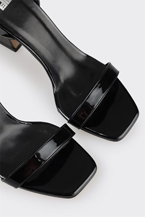 Siyah Kadın Topuklu Sandalet - Görsel 5