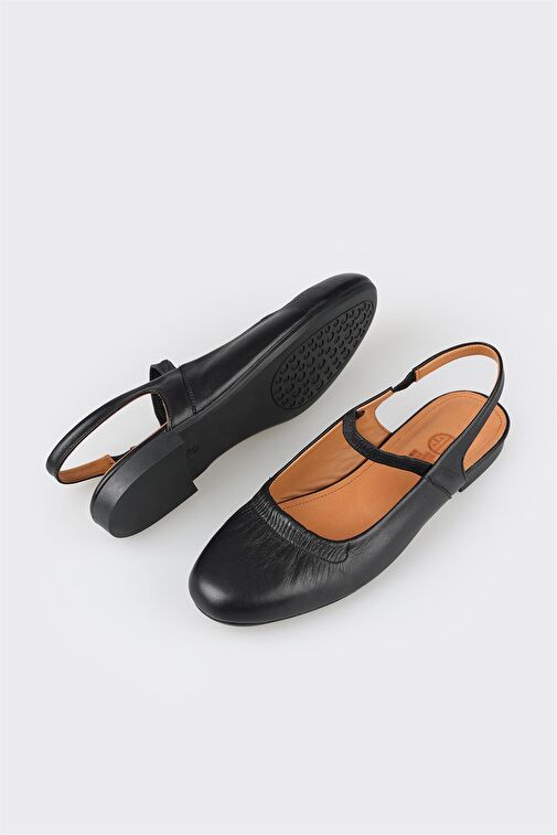 Siyah Deri Kadın Babet - Görsel 4