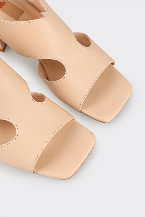 Bej Deri Kadın Sandalet - Görsel 5