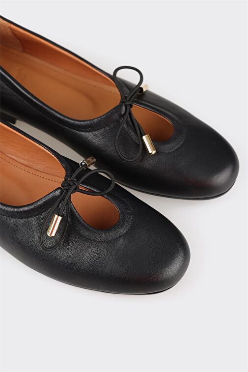 Siyah Deri Kadın Babet - Görsel 6