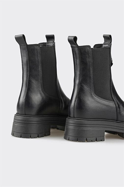 Siyah Deri Kadın Günlük Bot - Görsel 5