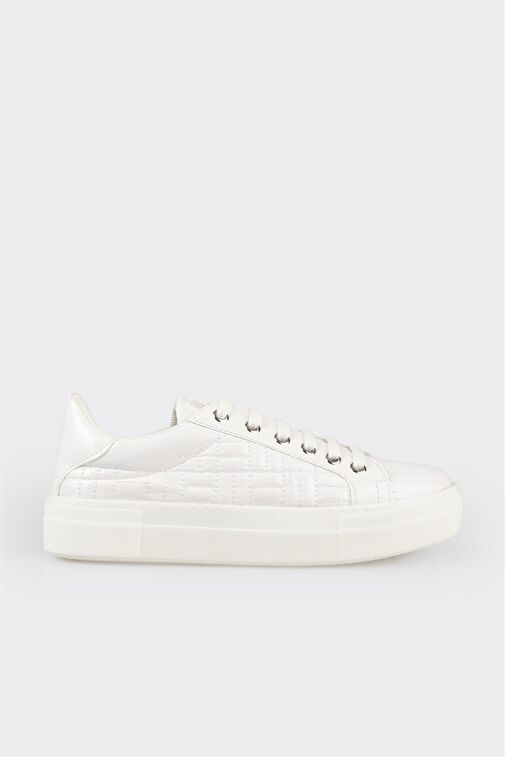 Beyaz Kadın Spor Ayakkabı - Görsel 2