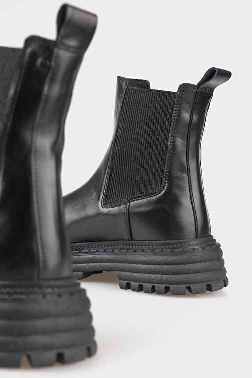 Siyah Deri Kadın Günlük Bot - Görsel 6