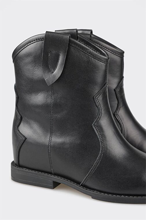 Siyah Deri Kadın Western Bot - Görsel 5