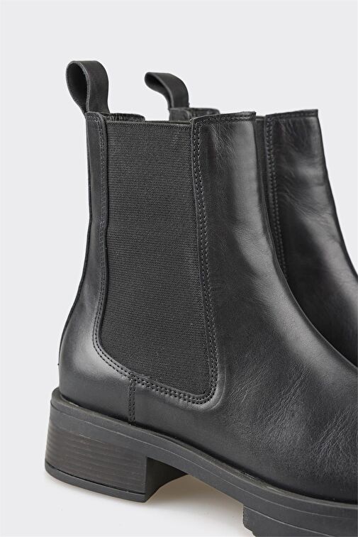 Siyah Deri Kadın Günlük Bot - Görsel 5