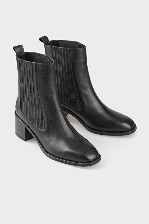 Siyah Deri Kadın Klasik Bot - Görsel 3
