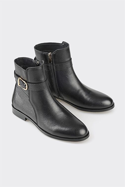 Siyah Deri Kadın Düz Bot - Görsel 3