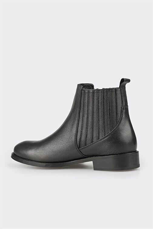 Siyah Deri Kadın Günlük Bot - Görsel 4