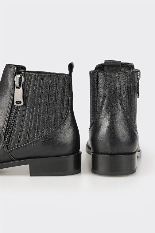 Siyah Deri Kadın Günlük Bot - Görsel 5
