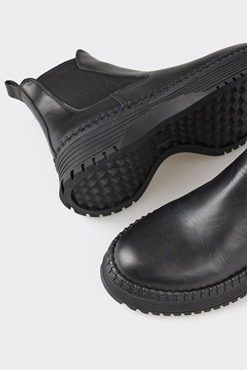 Siyah Deri Kadın Günlük Bot - Görsel 5