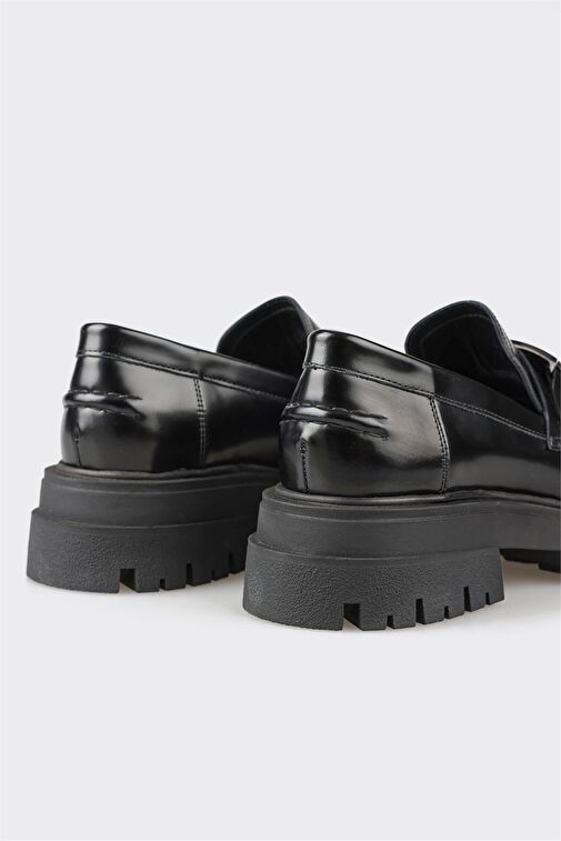 Siyah Deri Kadın Günlük Ayakkabı - Görsel 4