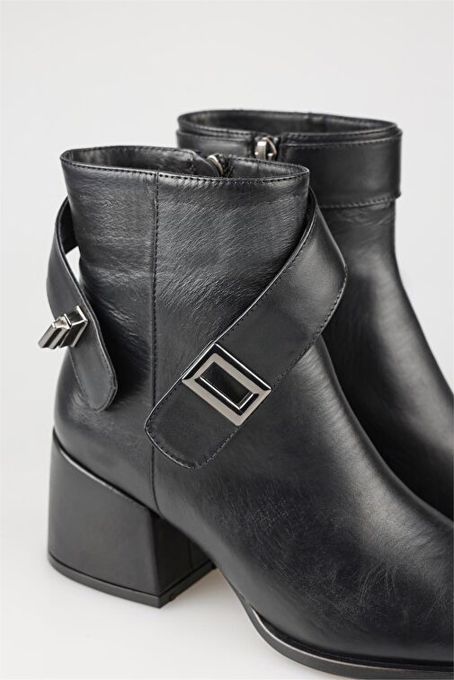Siyah Deri Kadın Günlük Bot - Görsel 5