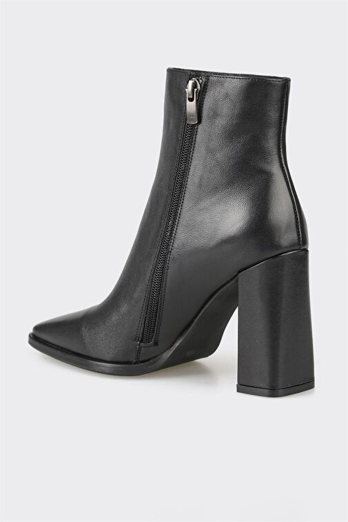 Siyah Deri Kadın Topuklu Bot - Görsel 4