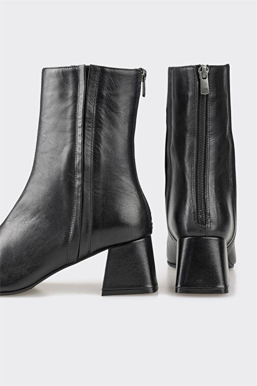 Siyah Deri Kadın Klasik Bot - Görsel 5