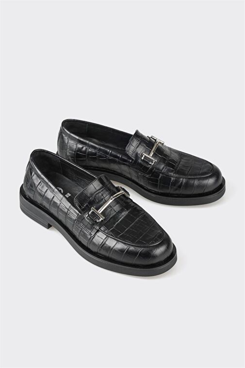 Siyah Deri Kadın Günlük Ayakkabı - Görsel 3