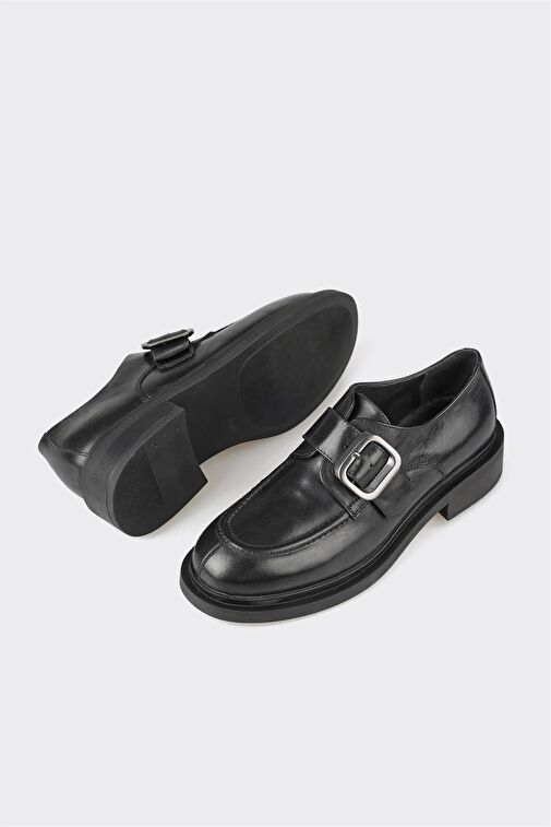 Elle Siyah Kadın Deri Günlük Ayakkabı UMBASTO - Görsel 4