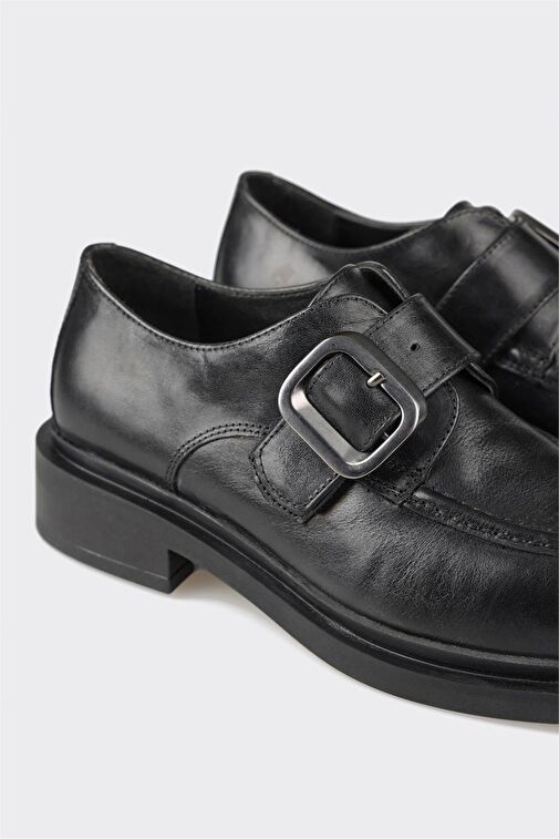 Elle Siyah Kadın Deri Günlük Ayakkabı UMBASTO - Görsel 6