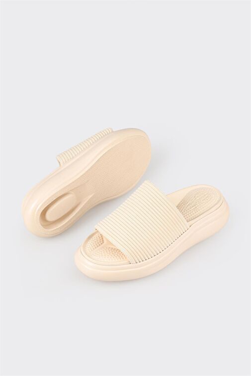 Bej Kadın Terlik - Görsel 5