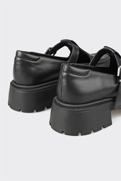 Siyah Deri Kadın Günlük Ayakkabı - Görsel 6