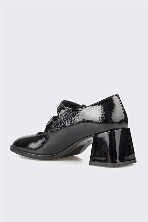 Siyah Deri Kadın Topuklu Ayakkabı - Görsel 4