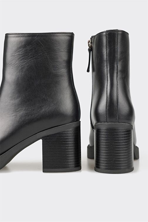 Siyah Deri Kadın Günlük Bot - Görsel 5