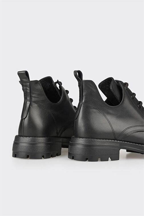 Siyah Deri Kadın Günlük Bot - Görsel 5