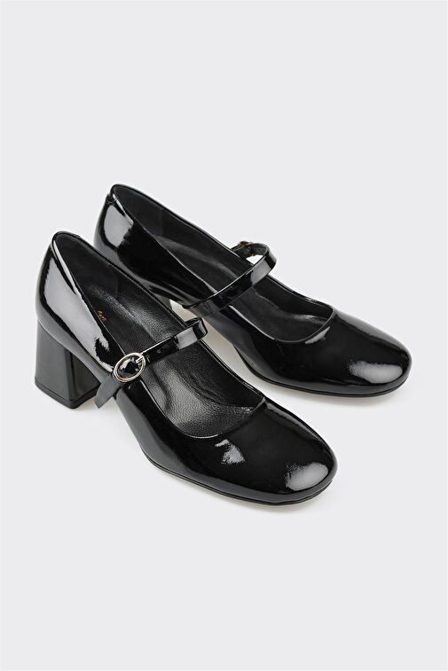 Siyah Deri Kadın Topuklu Ayakkabı - Görsel 2