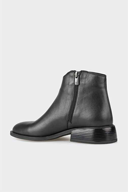 Siyah Deri Kadın Klasik Bot - Görsel 4