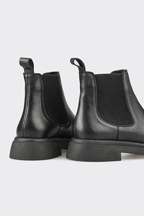 Siyah Deri Kadın Günlük Bot - Görsel 5