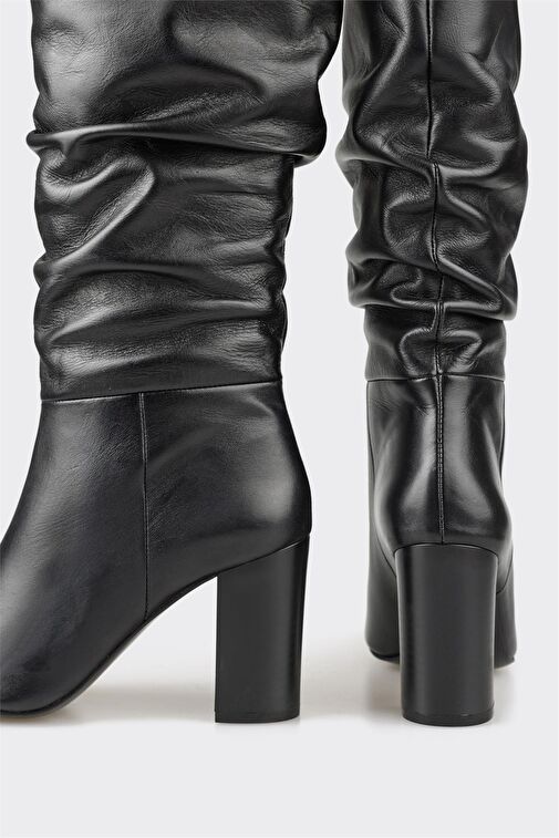 Siyah Deri Kadın Topuklu Çizme - Görsel 5