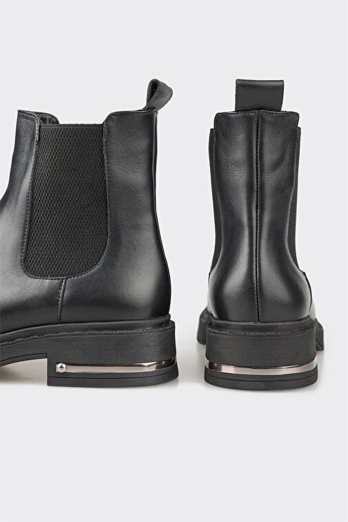 Siyah Deri Kadın Günlük Bot - Görsel 5
