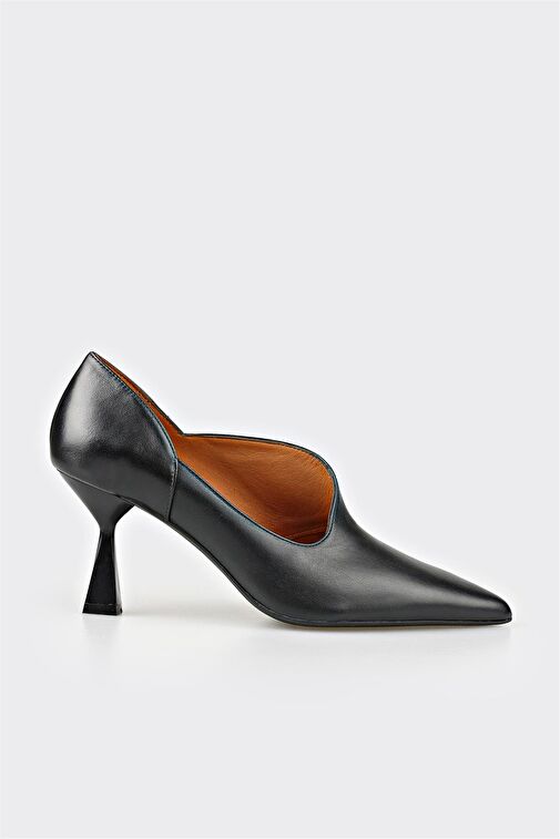 Siyah Deri Kadın Topuklu Ayakkabı - Görsel 2