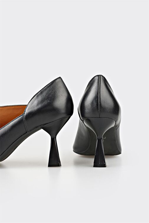 Siyah Deri Kadın Topuklu Ayakkabı - Görsel 5