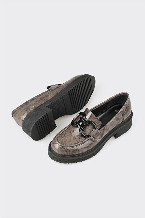 Gri Deri Kadın Loafer - Görsel 5